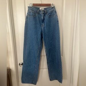 Abercrombie Curve Love High Rise Loose